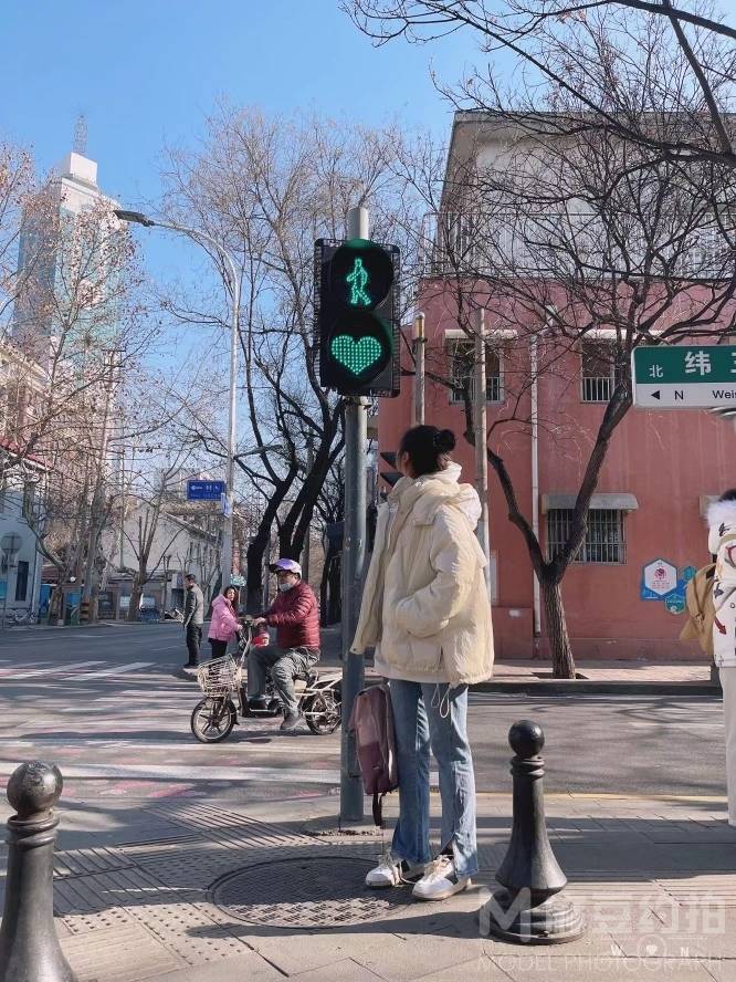 校园模特