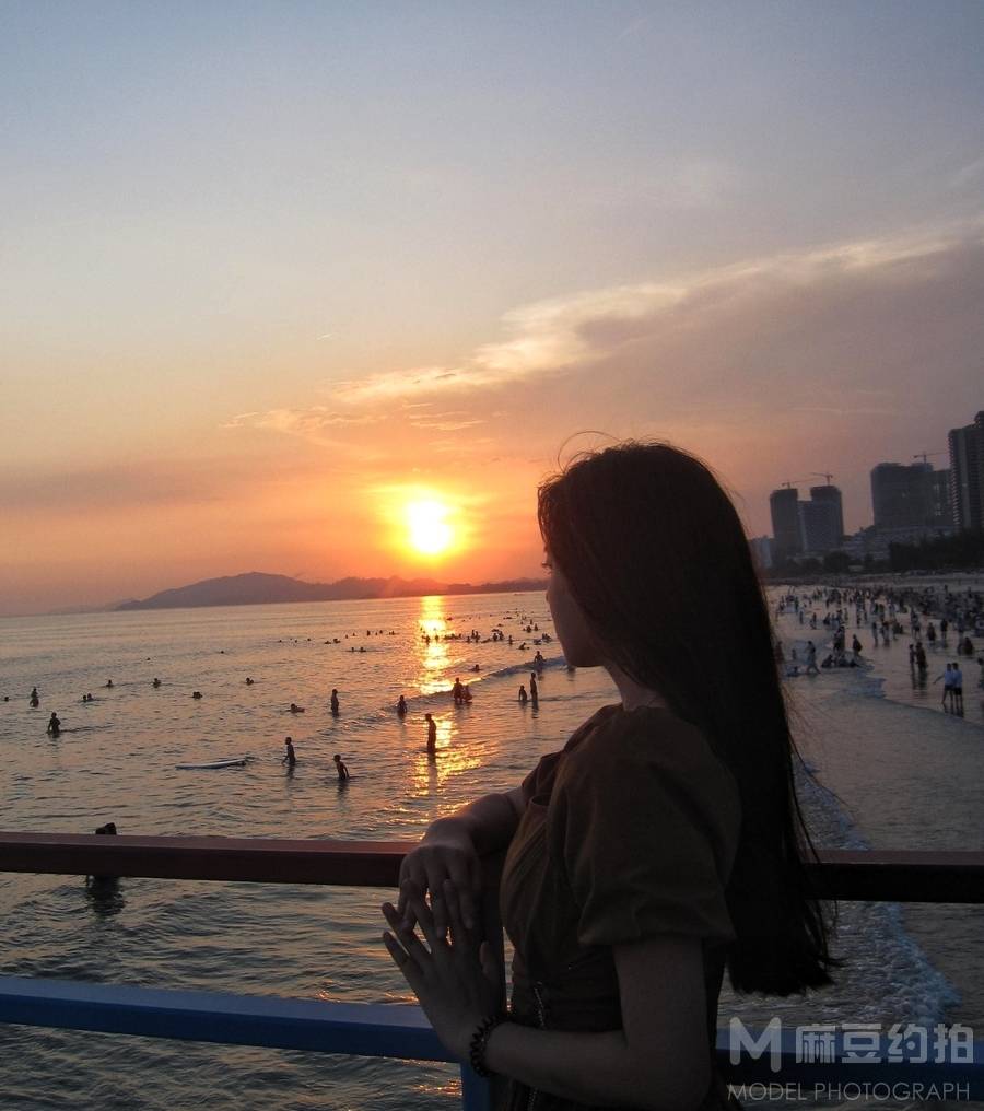 夜景模特