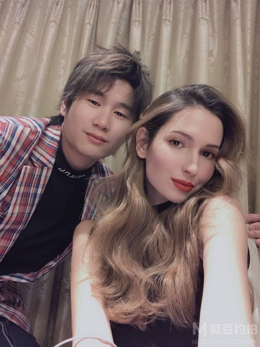 妆容模特
