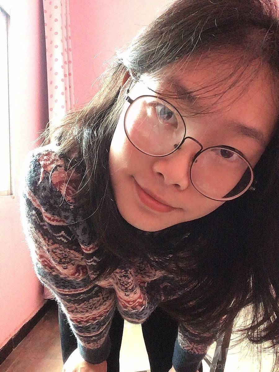 黑白模特