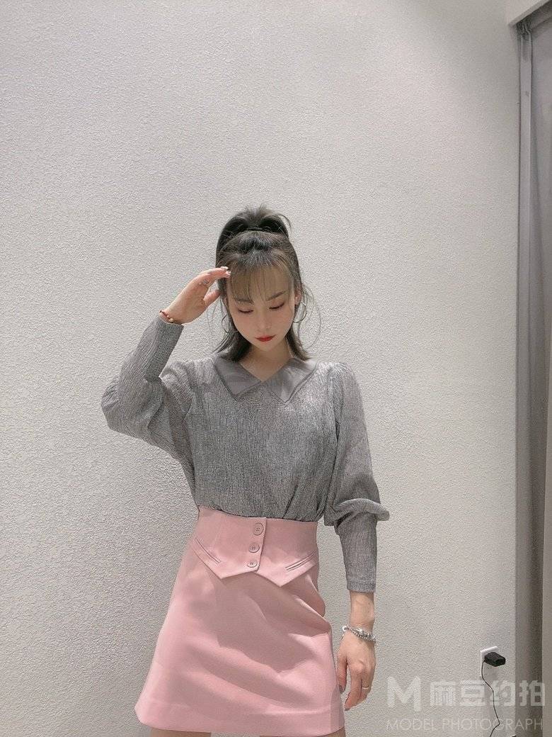 清新模特