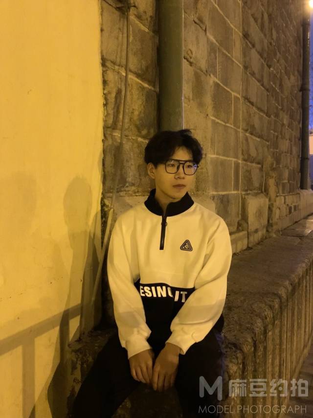胶片模特