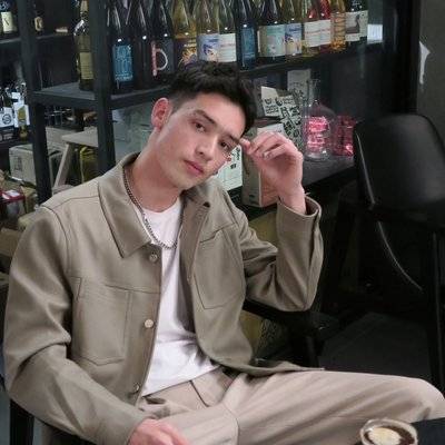 黑白模特
