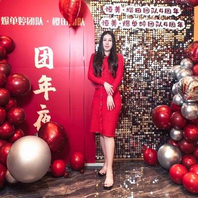 黑白模特