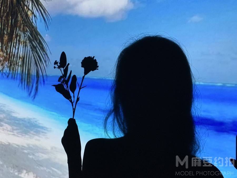 黑白模特
