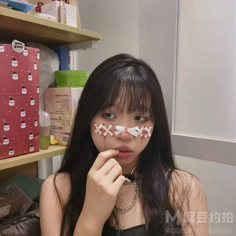 暗黑模特