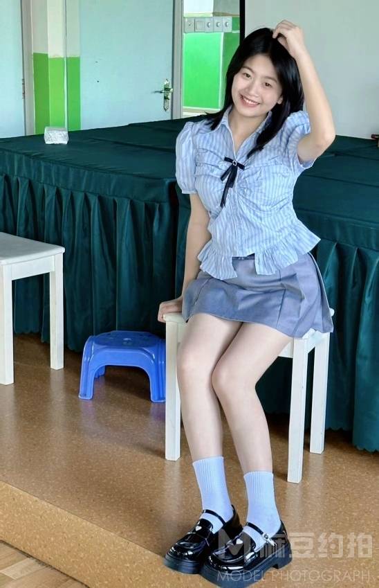 胶片模特
