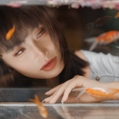 情绪模特