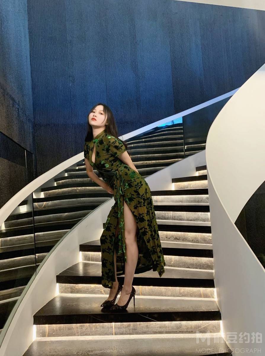 旗袍模特