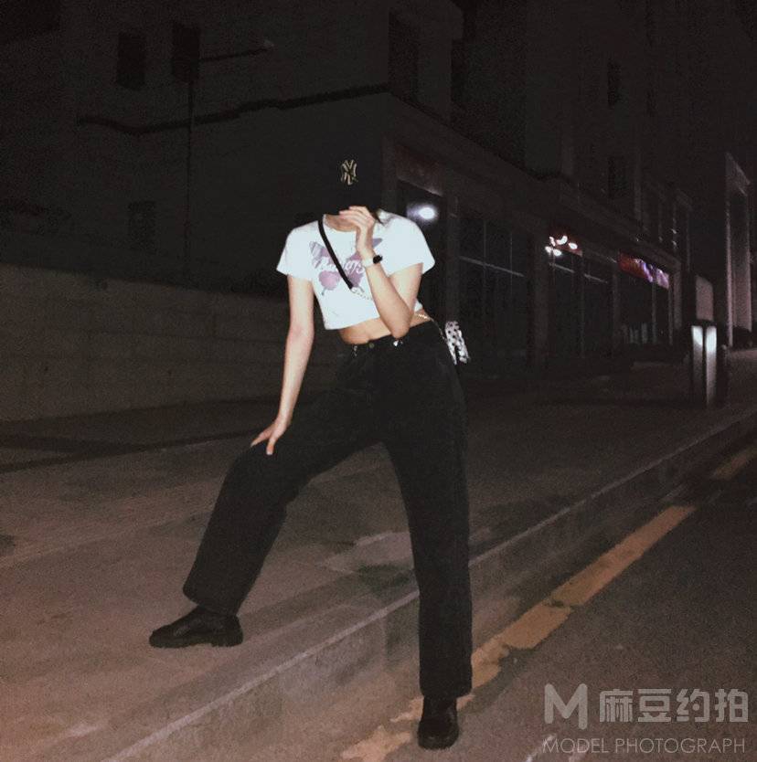 夜景模特