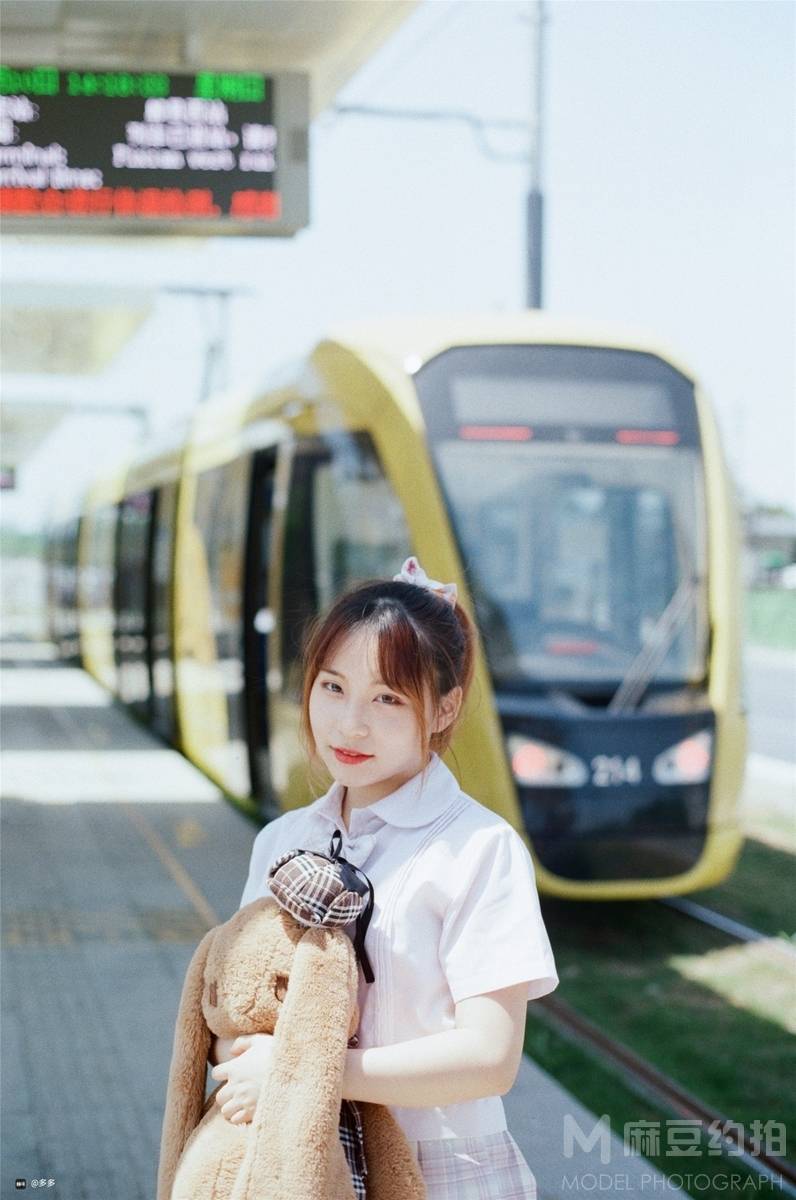 清新模特