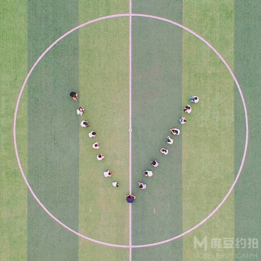 校园模特