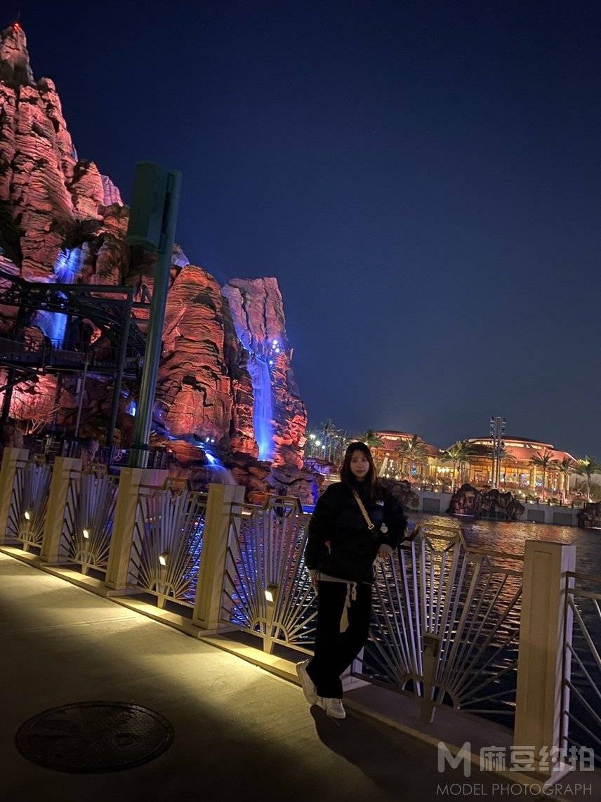夜景模特