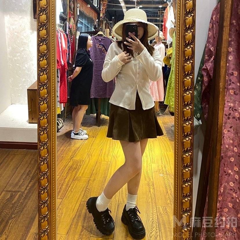 清新模特