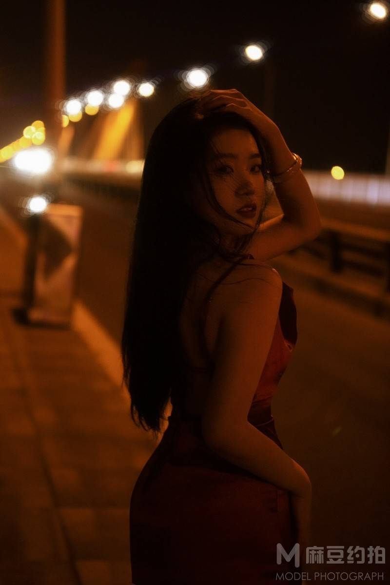 夜景模特