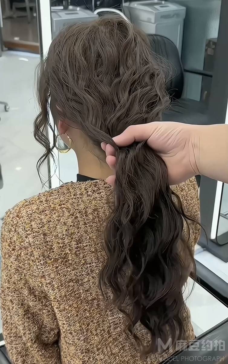 妆容模特