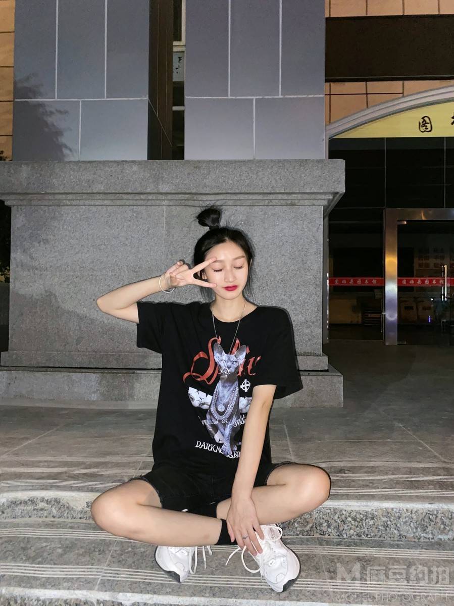 暗黑模特