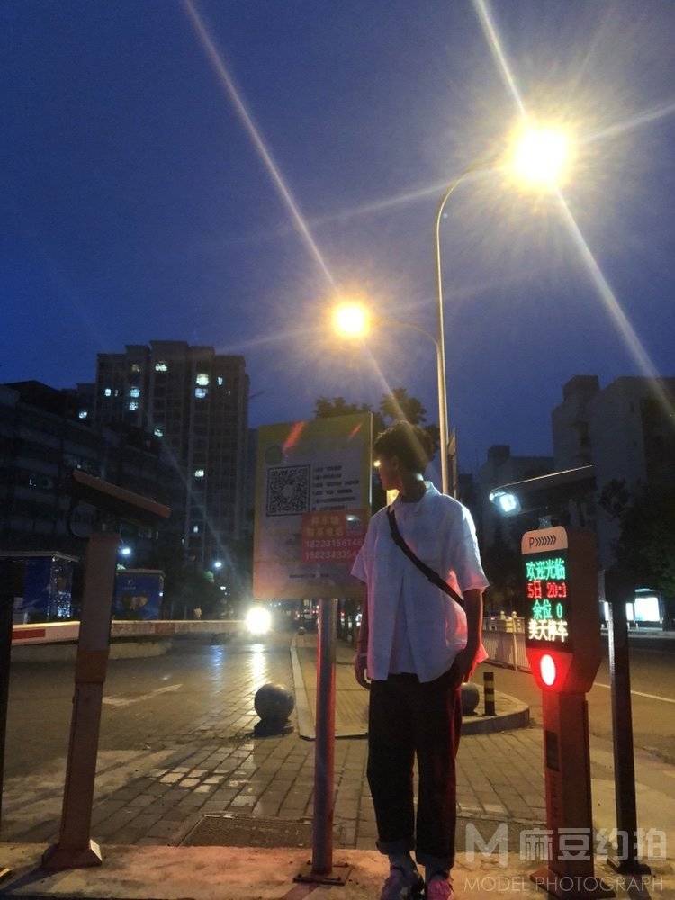 情侣模特