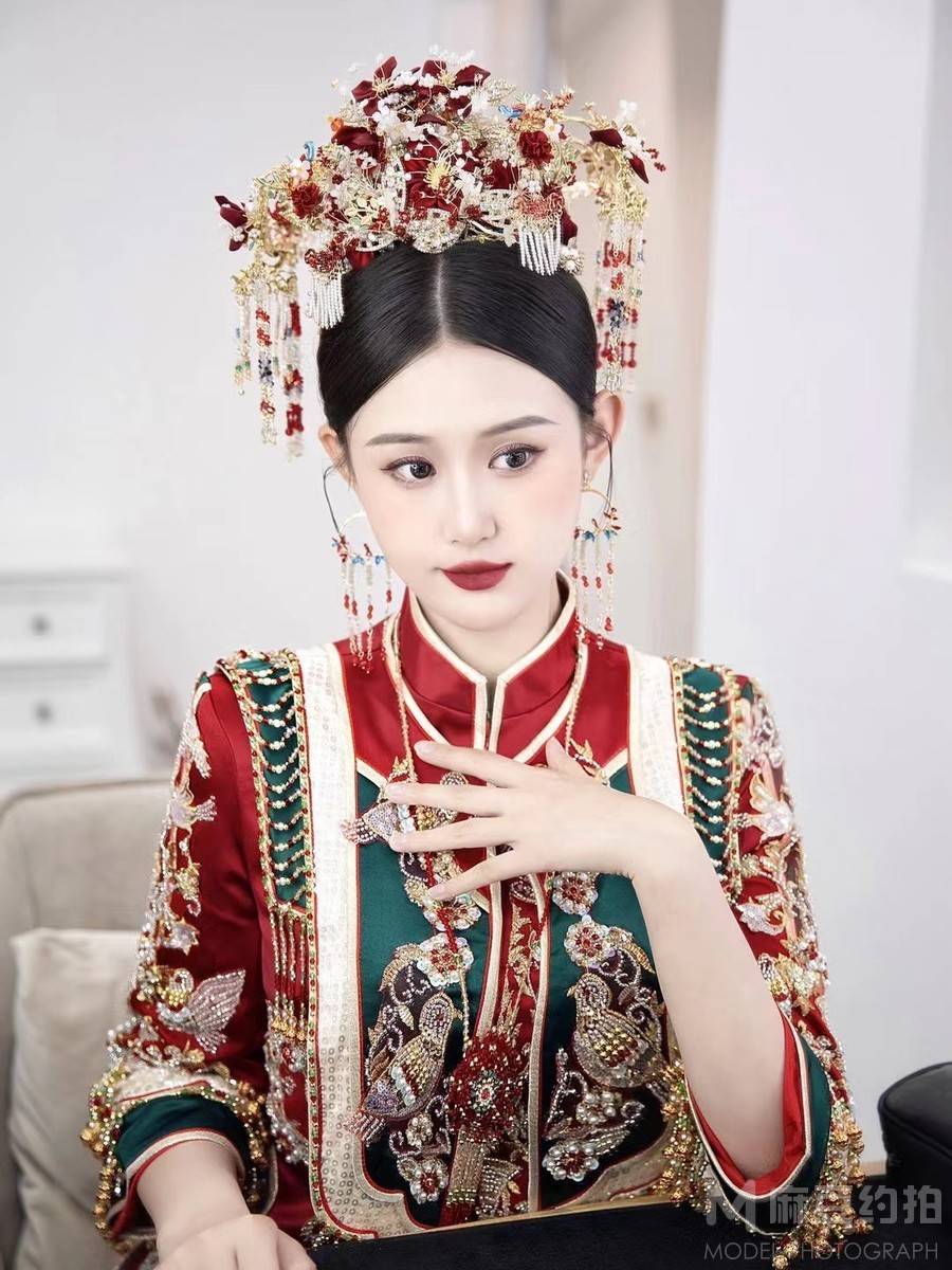 妆容模特
