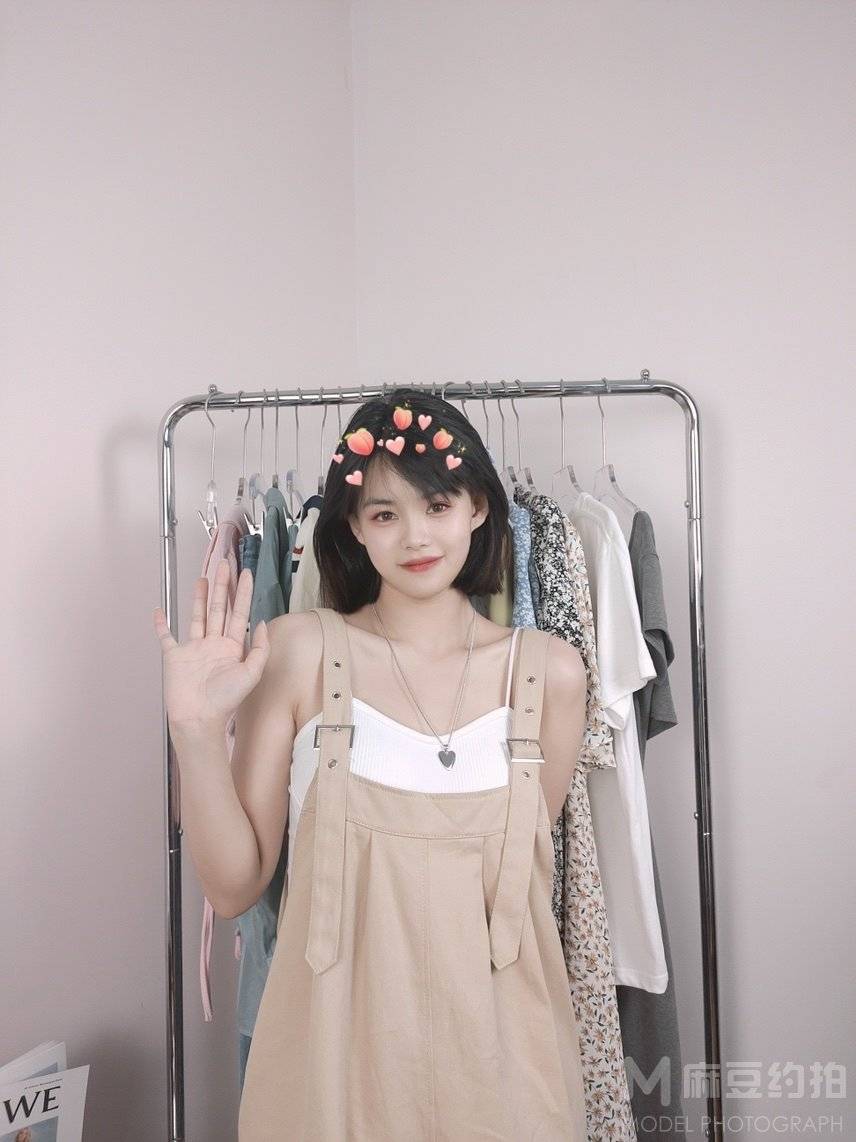 清新模特