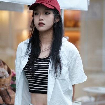 黑白模特