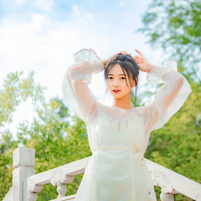 清新模特