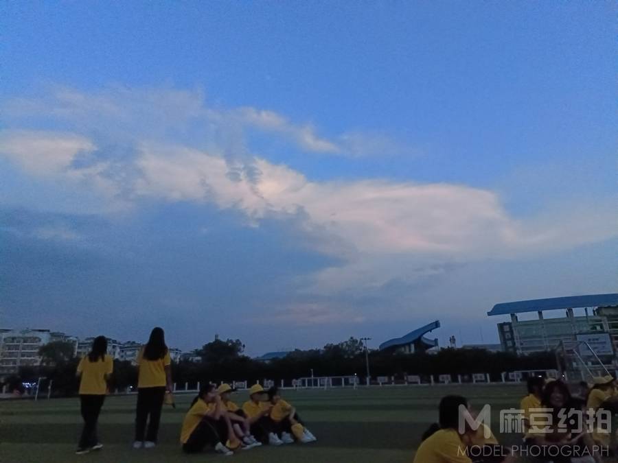 校园模特