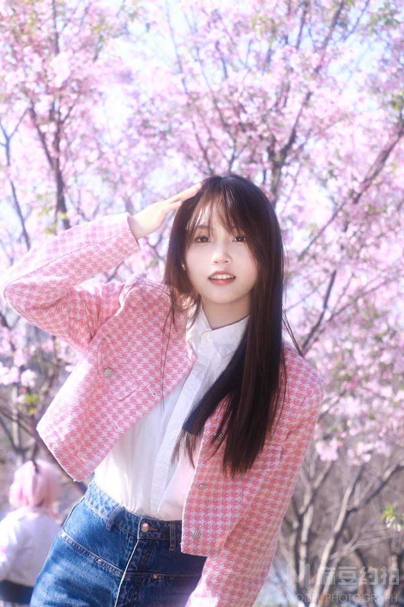 校园模特