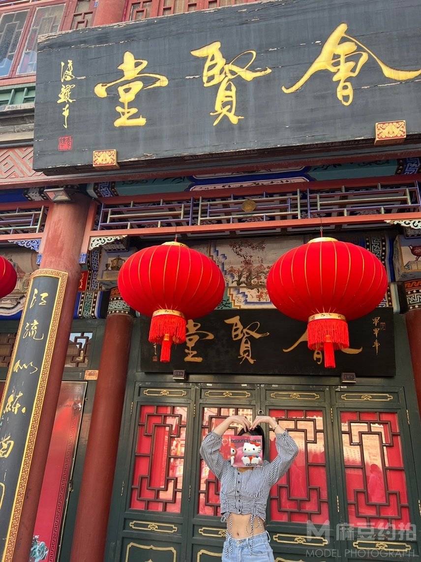 校园模特