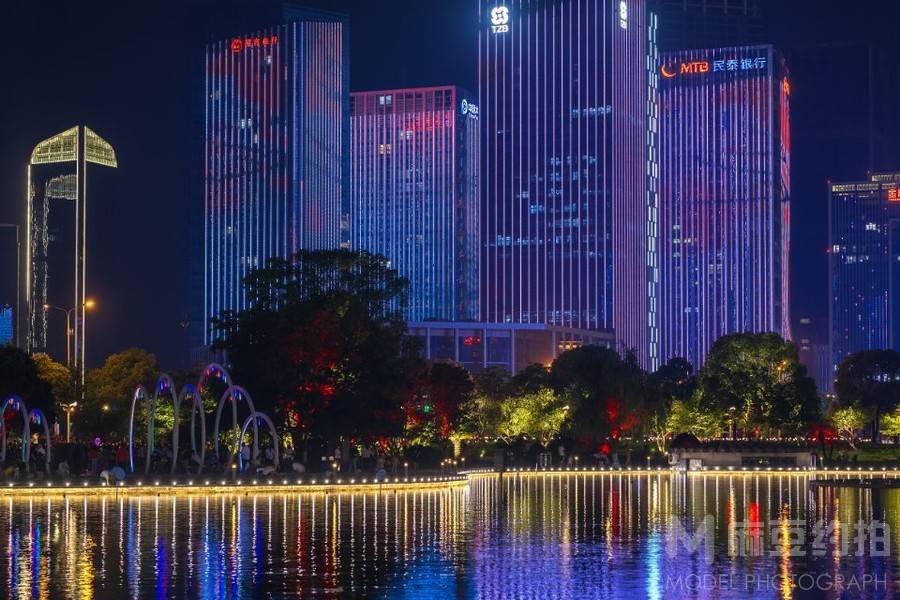 夜景模特