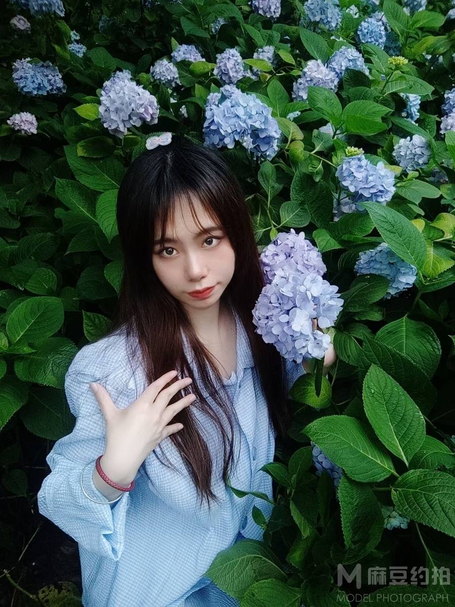 清新模特