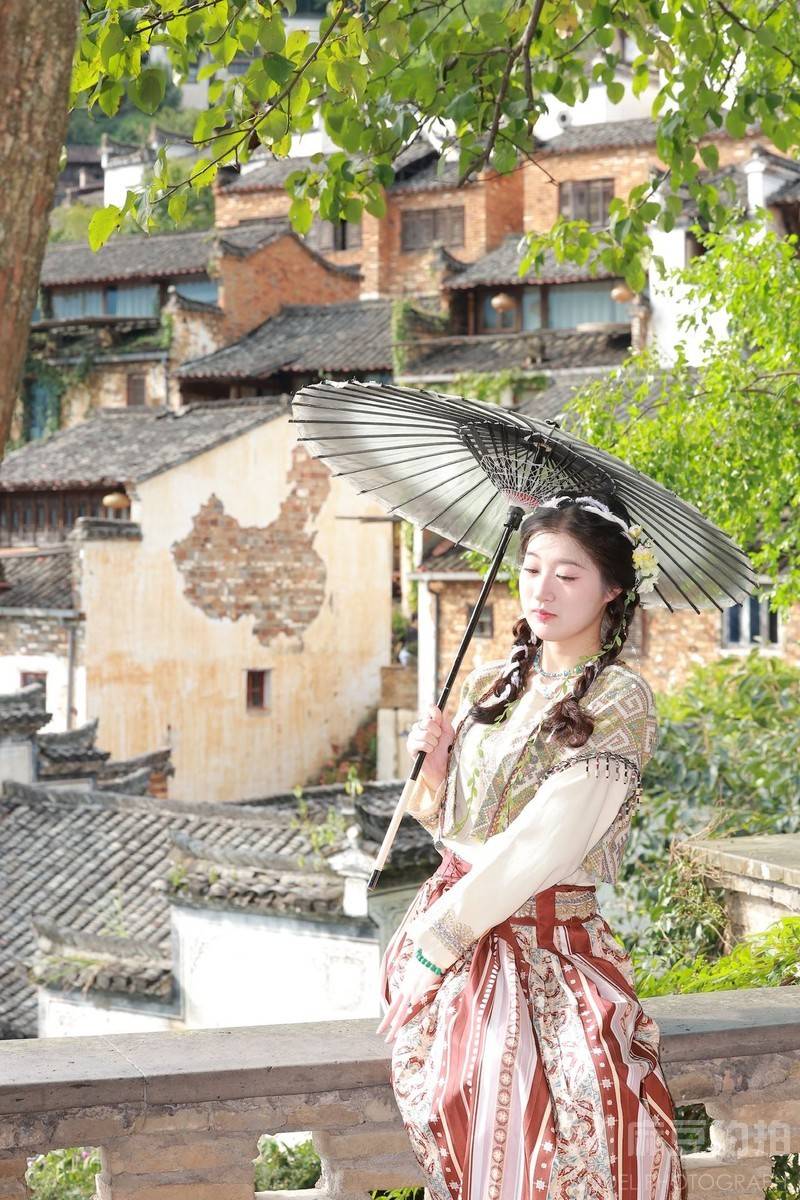 汉服模特