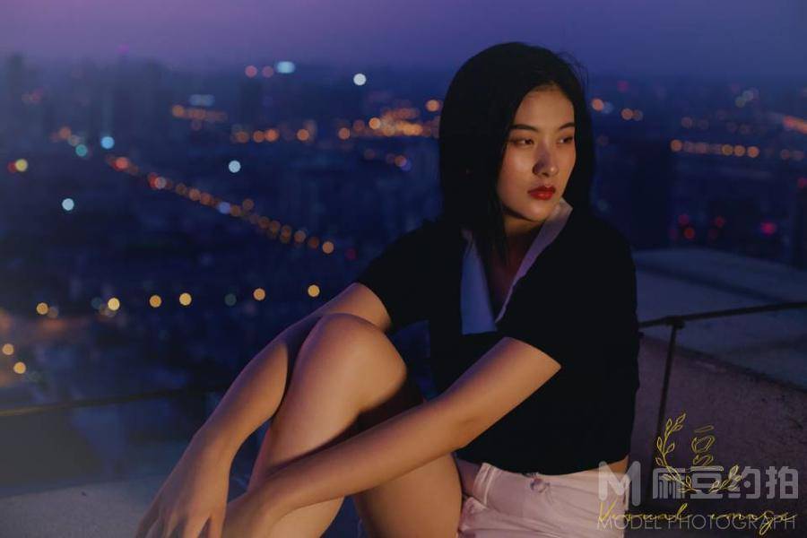 夜景模特