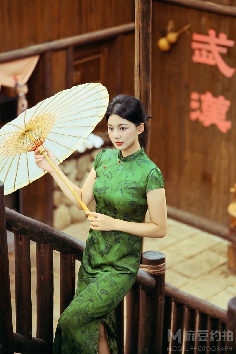 民国模特