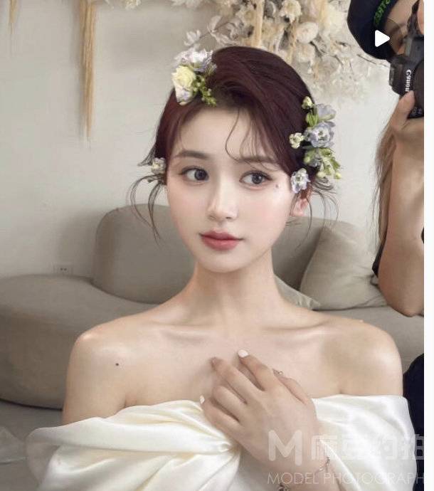 妆容模特