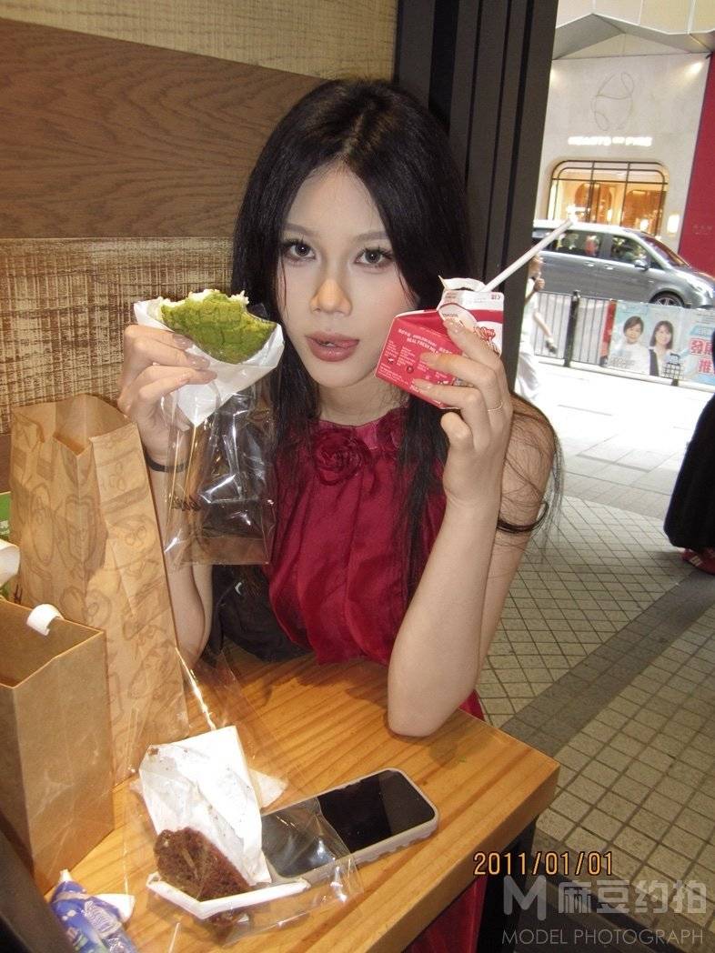 妆容模特