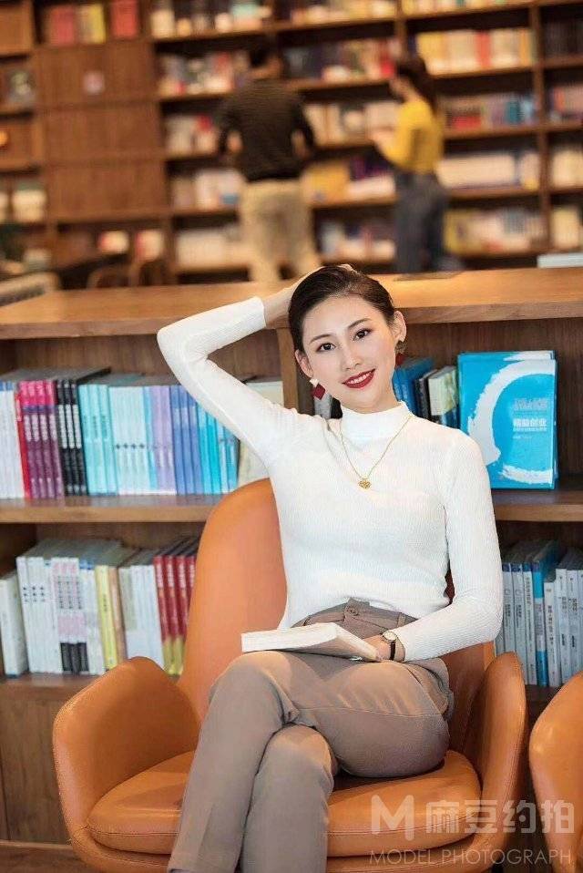 纪实模特