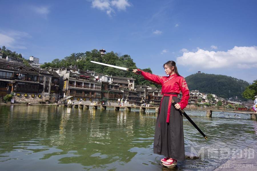 汉服模特