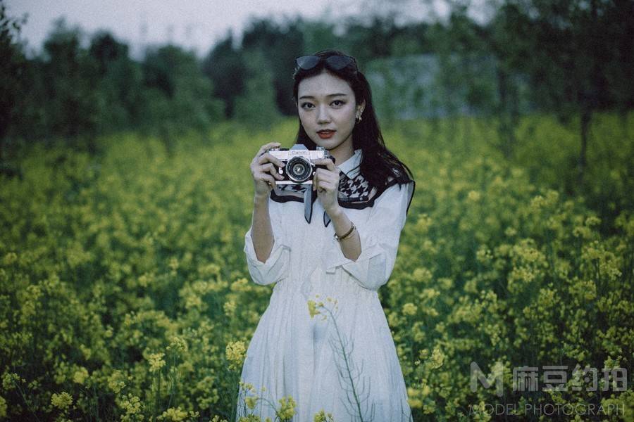 胶片模特