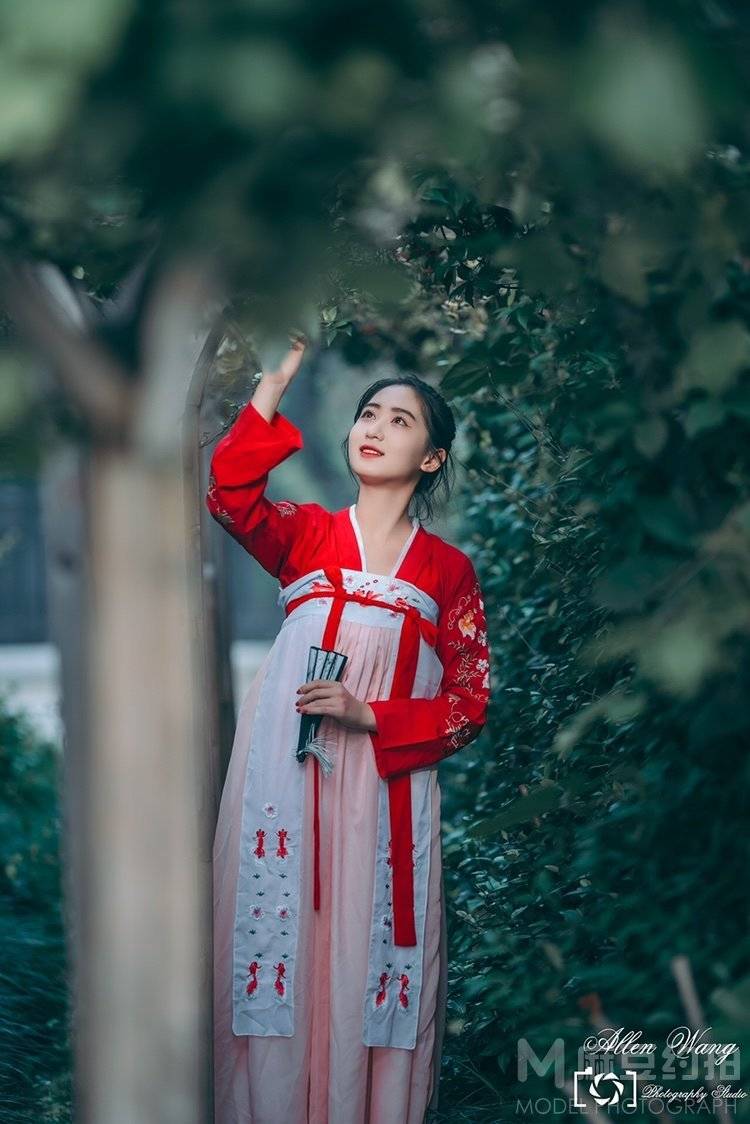 汉服模特