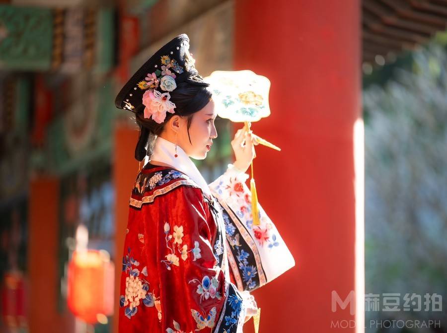汉服模特