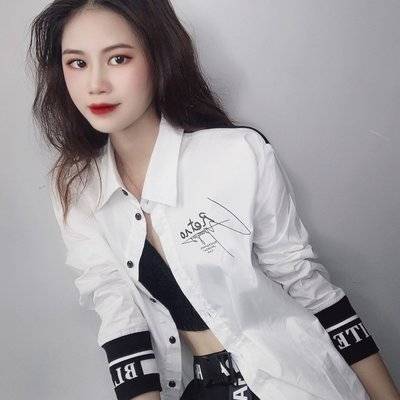 黑白模特