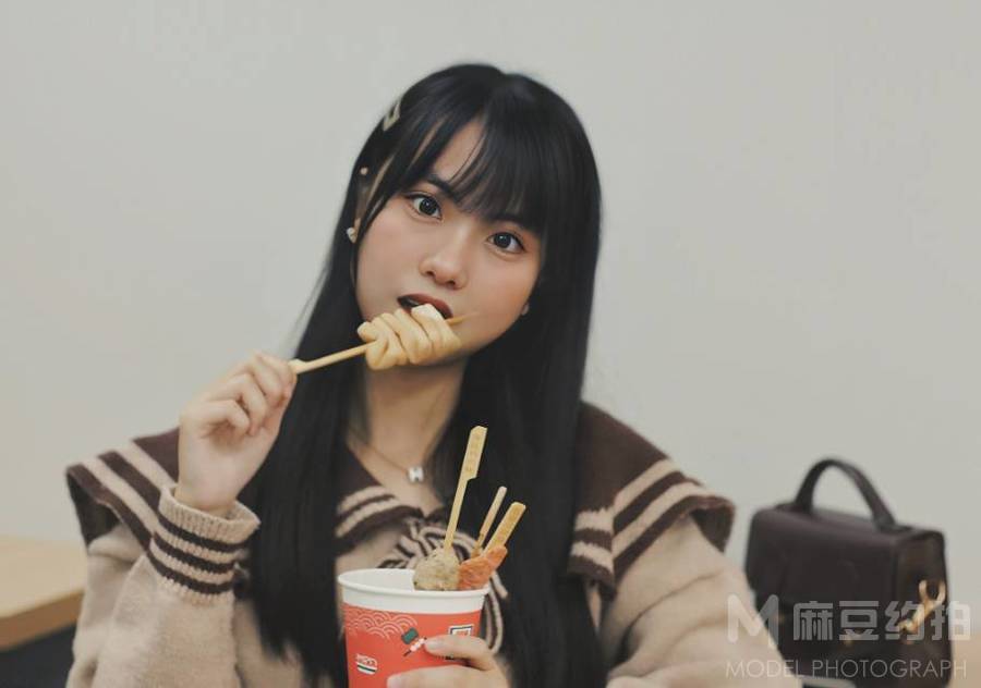 胶片模特
