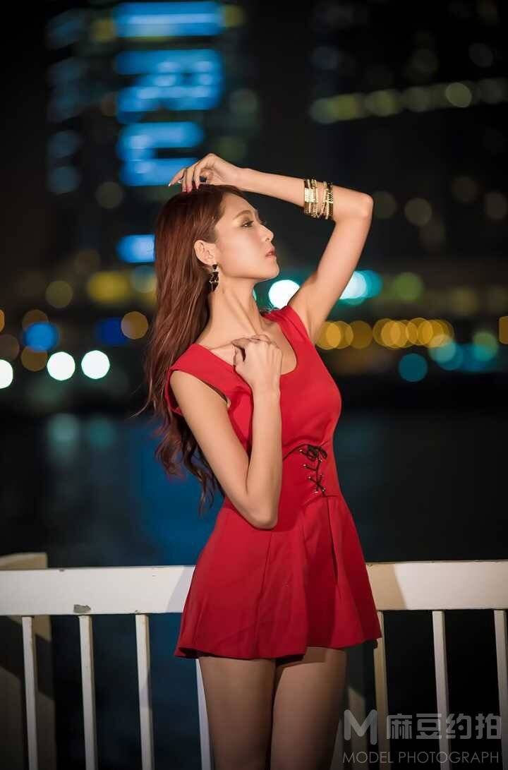 夜景模特