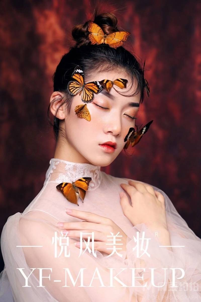 情绪模特