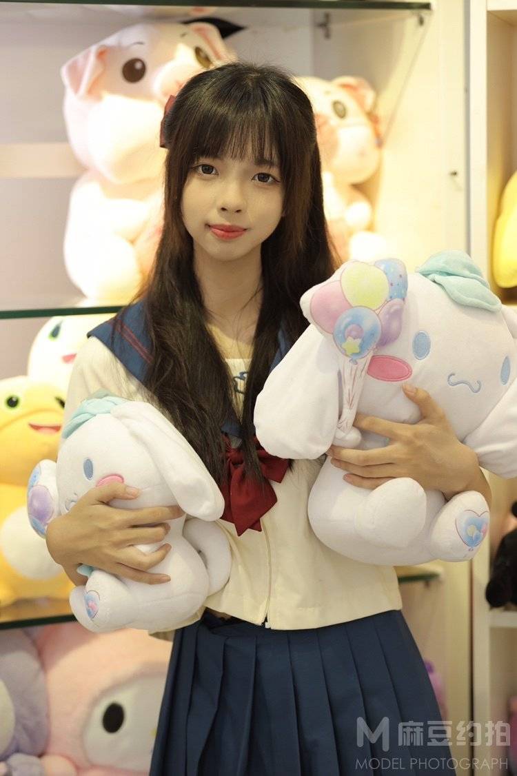清新模特