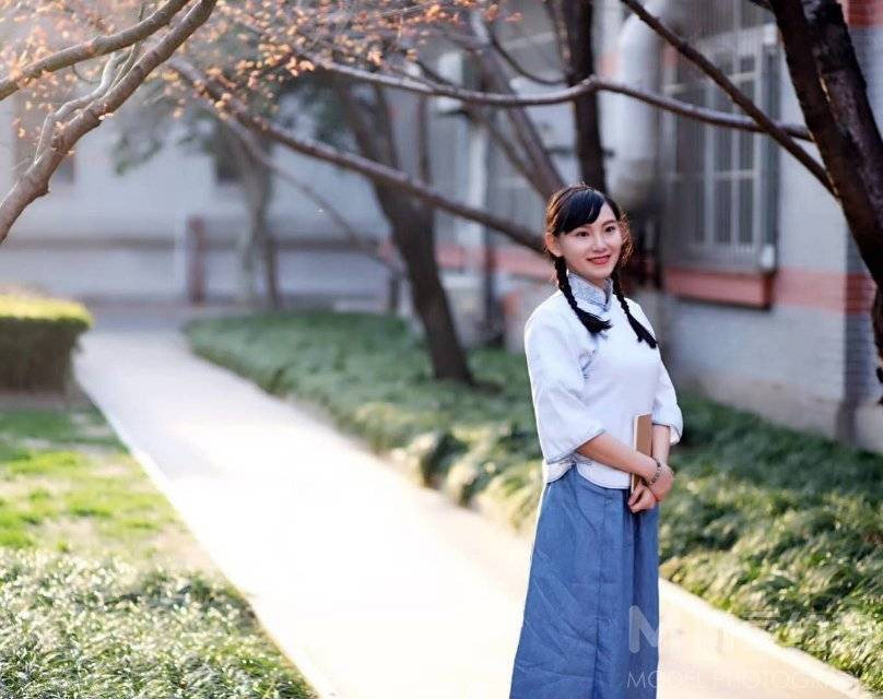 校园模特