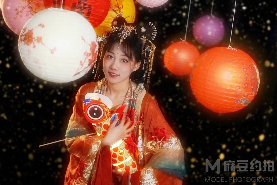 汉服模特