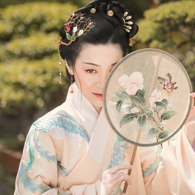 汉服模特