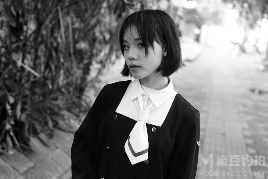 黑白模特